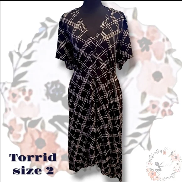 Torrid Black and White Plaid Fit-Flare Dress Size 2 - Picture 3 of 7